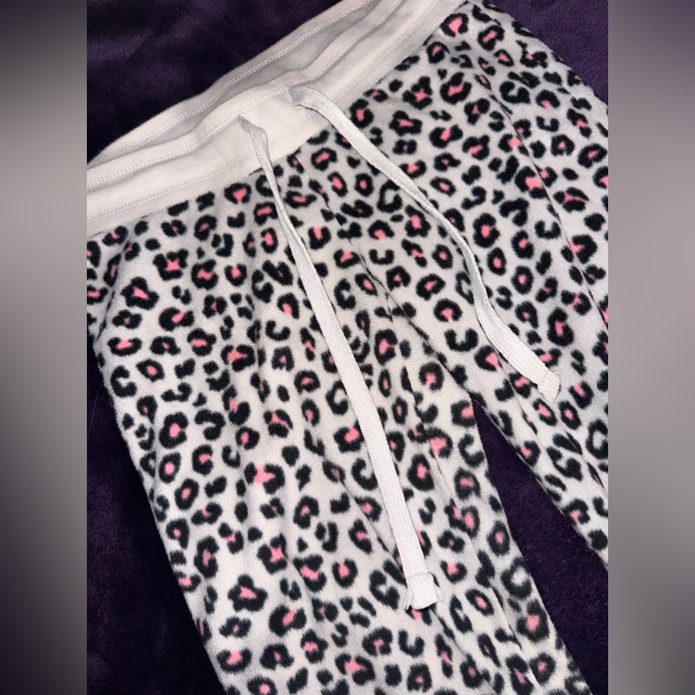 Aeropostale Live Love Dream Cheetah Print Pajama Pants